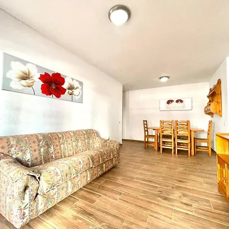 Urb. Palmeras Del Sur Con Piscina * アデヘ