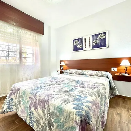 Urb. Palmeras Del Sur Con Piscina * 阿德耶