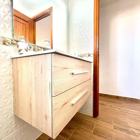 Urb. Palmeras Del Sur Con Piscina Apartamento *