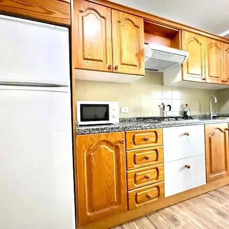 Urb. Palmeras Del Sur Con Piscina