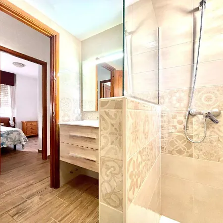 Urb. Palmeras Del Sur Con Piscina * 阿德耶