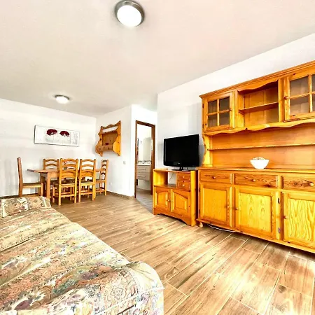 Apartment Urb. Palmeras Del Sur Con Piscina