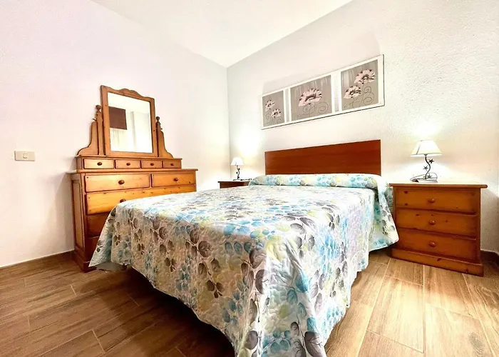 Urb. Palmeras Del Sur Con Piscina Costa Adeje (Tenerife)