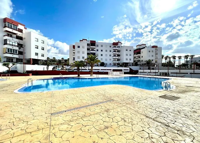 Urb. Palmeras Del Sur Con Piscina Appartement